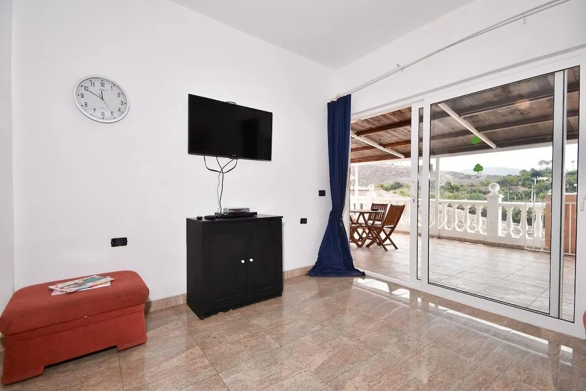 Villa Ana Lovely Central 2 Bedroom Villa Costa Adeje  Spanyolország