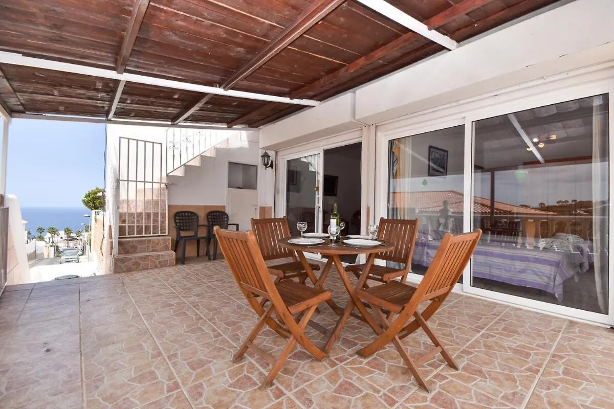 Villa Ana Lovely Central 2 Bedroom Villa Costa Adeje  Costa Adeje (Tenerife)